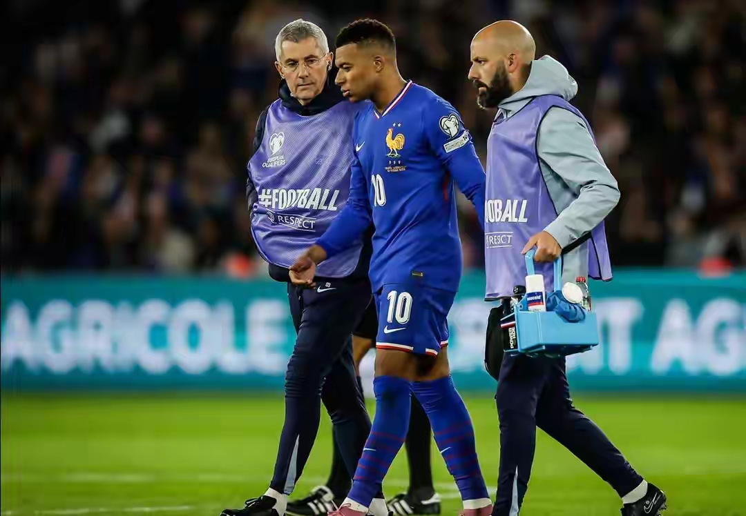 详细阅读:旺财28竞猜转会期AC米兰调整名单以备欧篮联;回应争议环节打磨;球迷炸锅;控场能力受关注的简单介绍 旺财28竞猜转会期AC米兰调整名单以备欧篮联;回应争议环节打磨;球迷炸锅;控场能力受关注的简单介绍